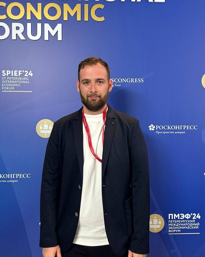 Azaroff Nikita